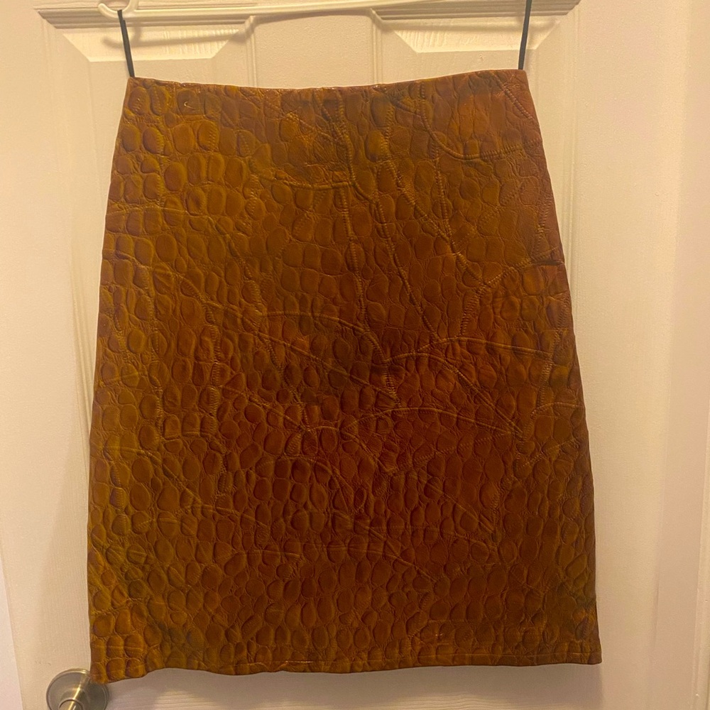 Vintage brown snake embossed skirt